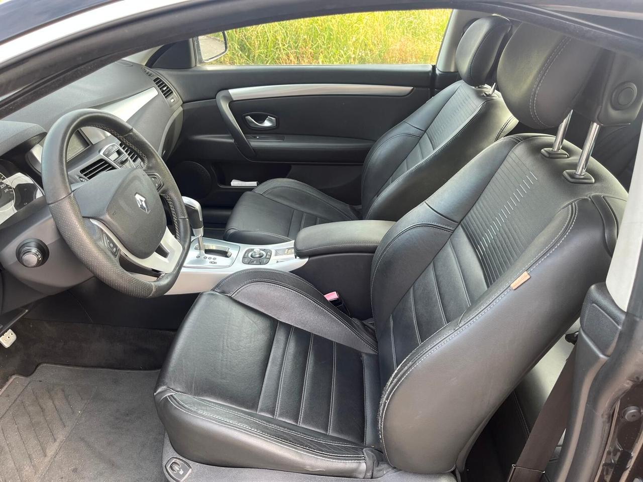 Renault Laguna Coupé 3.0 dCi V6 24V Proactive 4Control