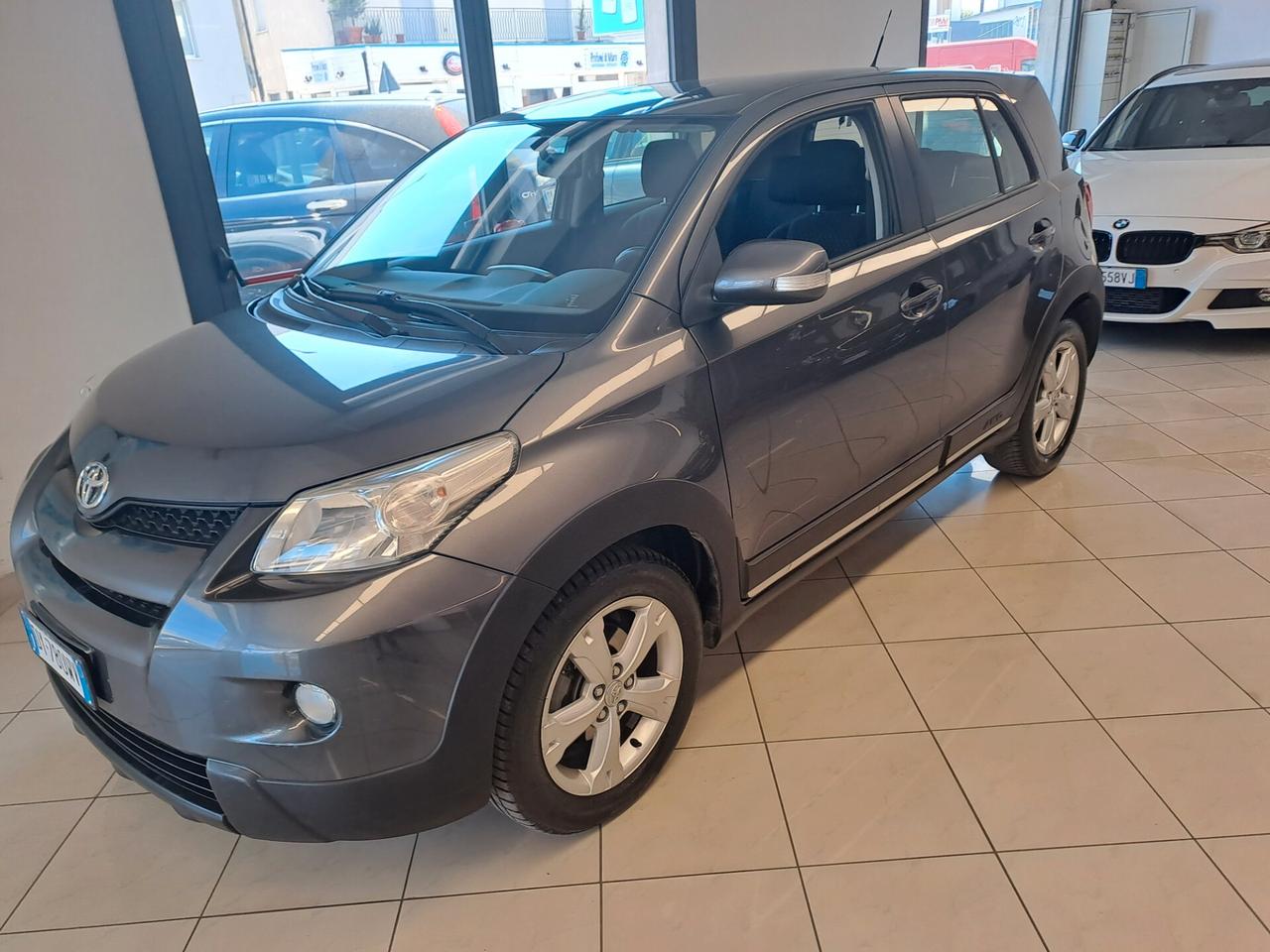 Toyota Urban Cruiser 1.4 D-4D AWD Sol
