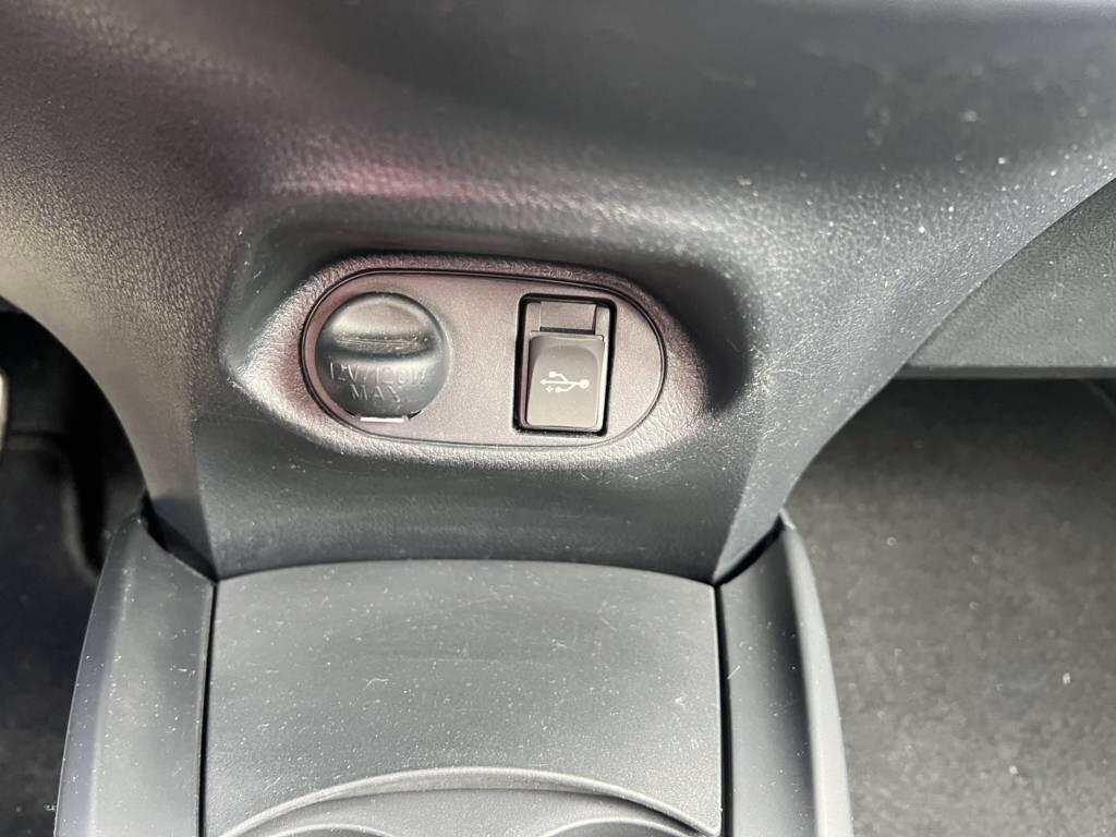 Toyota Yaris 1.0 5 porte Lounge