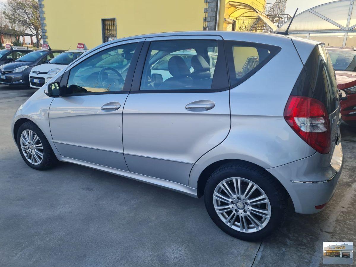 MERCEDES Classe A 1.5 Benzina-Automatica-69.000 Km