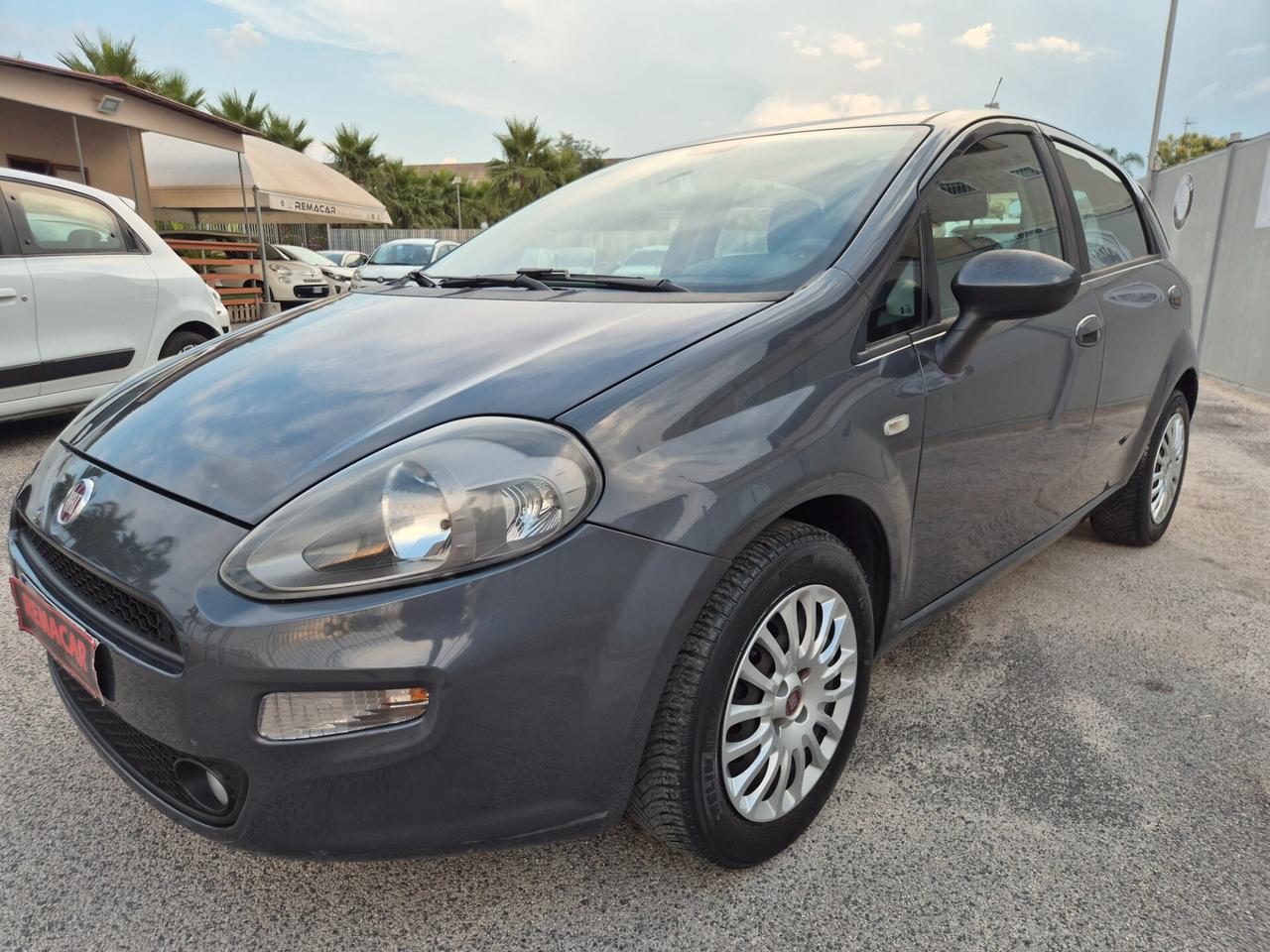 Fiat PUNTO 1.4 GPL RESTAYLING Lounge NUOVA 2014