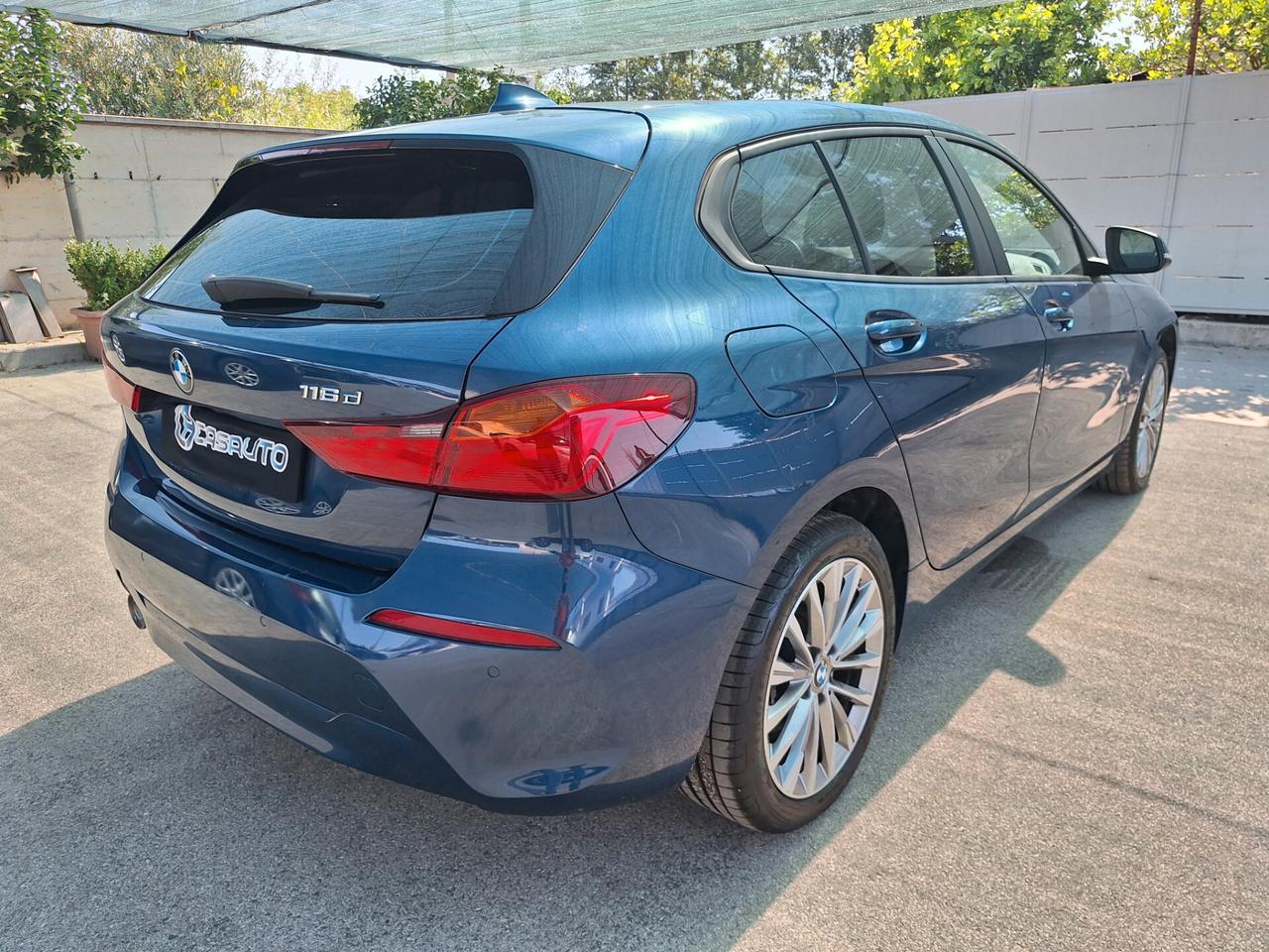 Bmw 116 116d 5p. Business Advantage Nav Autom. 2021