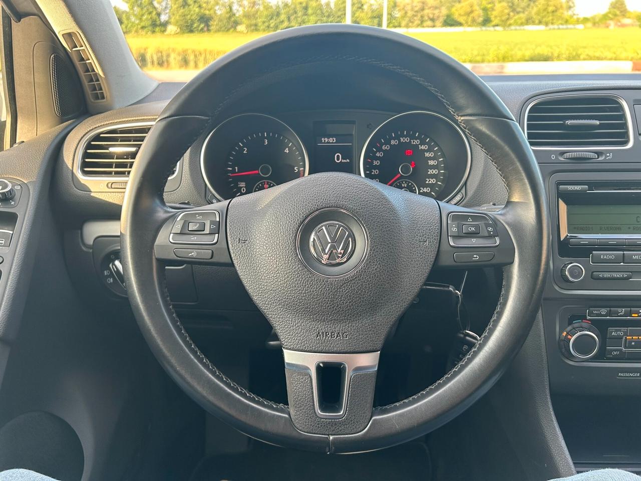 VW GOLF 1.6 TDI 105CV Highline - OK NEOPATENTATI