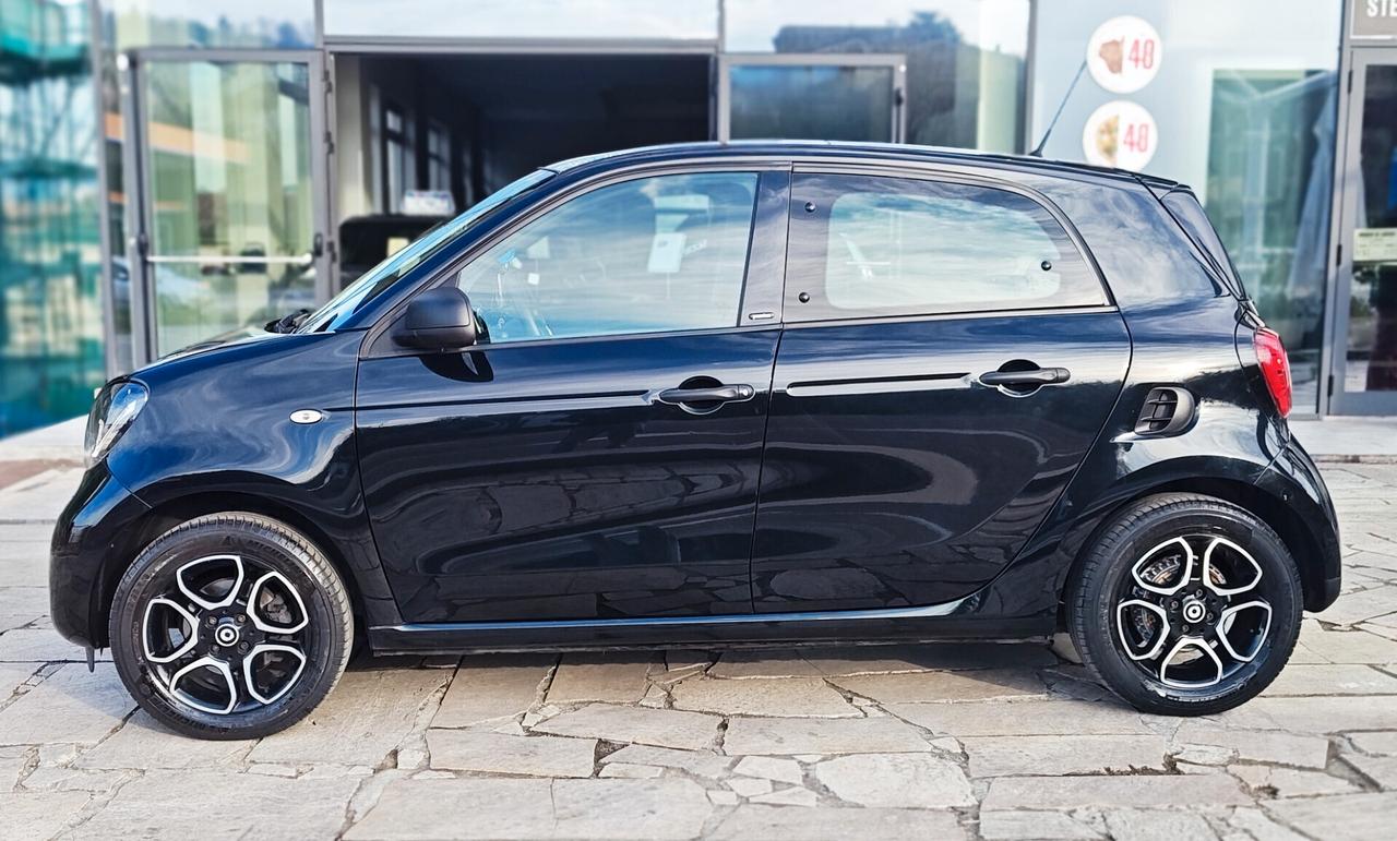 SMART FORFOUR 0.9 90 CV TURBO TWINAMIC PASSION