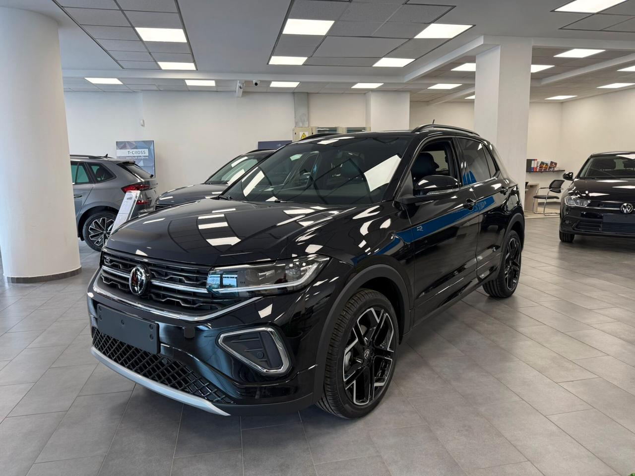 VOLKSWAGEN T-CROSS 1,0 TSI 115 CV R-LINE MY26 MAN 5P