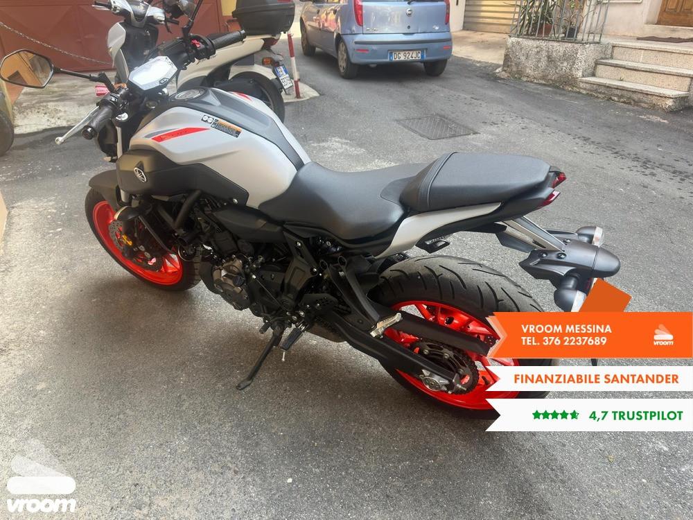 YAMAHA MT-07 SPORT