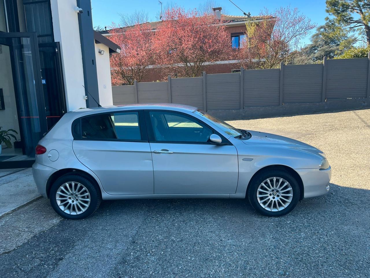 Alfa Romeo 147 5p 1.9 jtdm 120cv