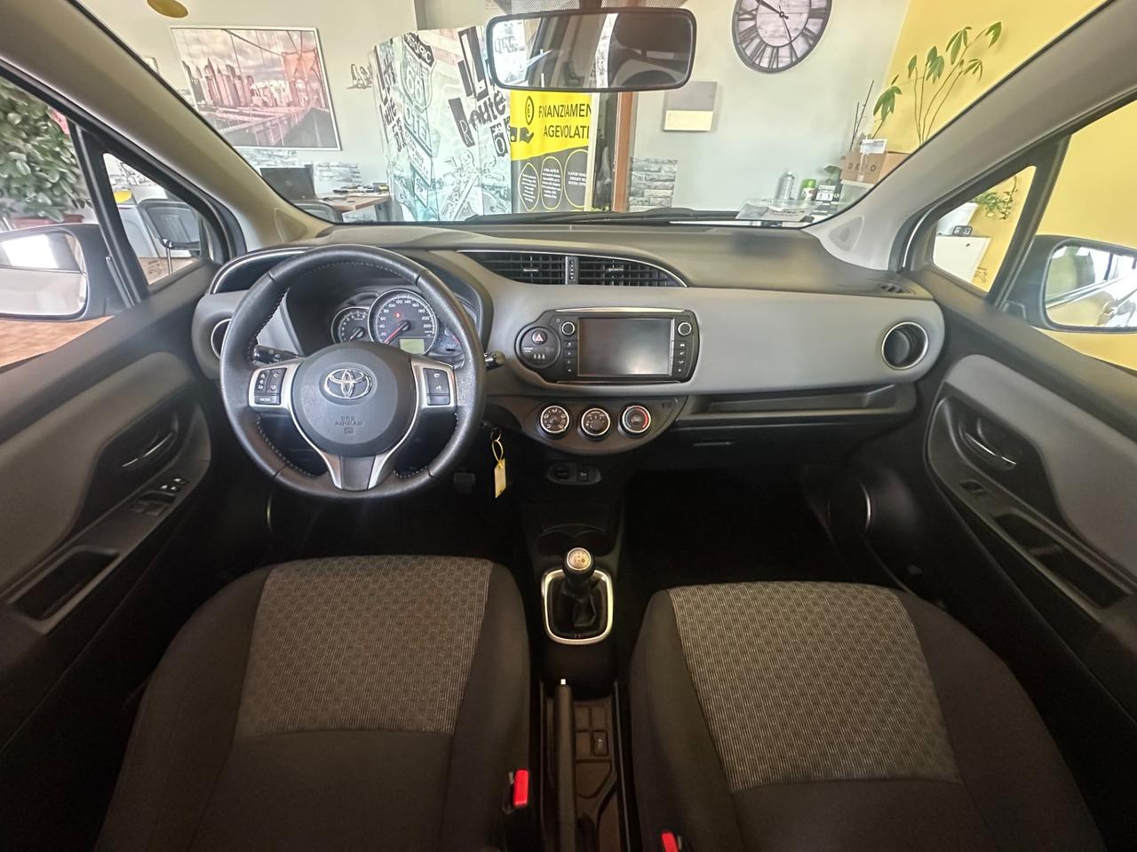 Toyota Yaris 1.0 5 porte