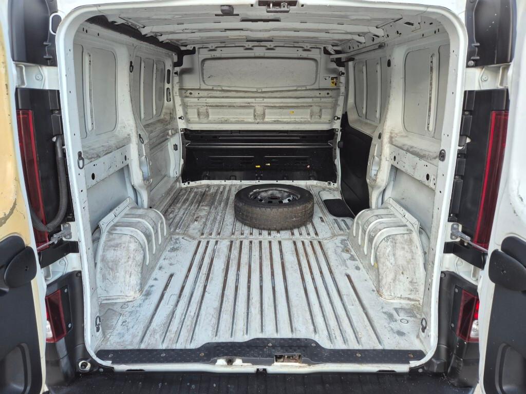Renault Trafic 1.6 dci 120cv 3 posti L1 H1