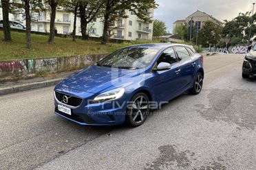 VOLVO V40 T4 R-design Kinetic