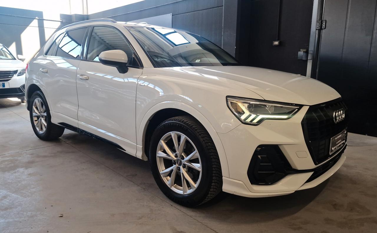 Audi Q3 35 TDI S tronic line edition