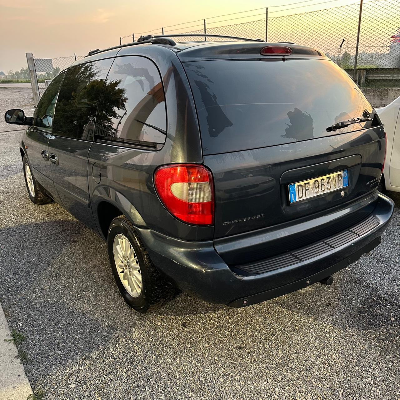 Chrysler Voyager 2.8 CRD cat LX Leather Auto