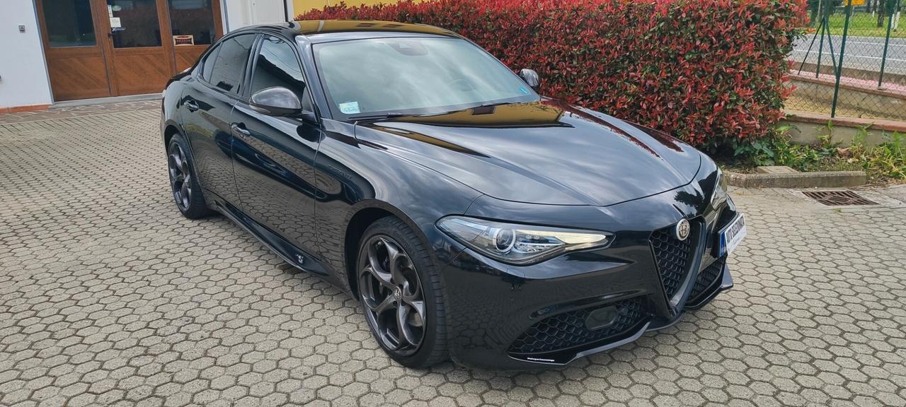 Alfa Romeo Giulia 2.2 Turbodiesel 210 CV AT8 AWD Q4 Estrema