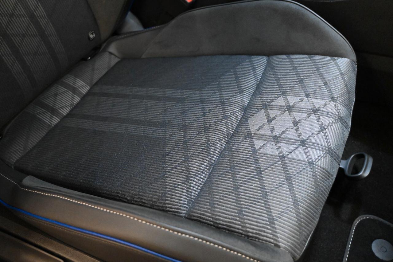 VOLKSWAGEN Golf 8ª serie Golf 2.0 TDI 150 CV D...