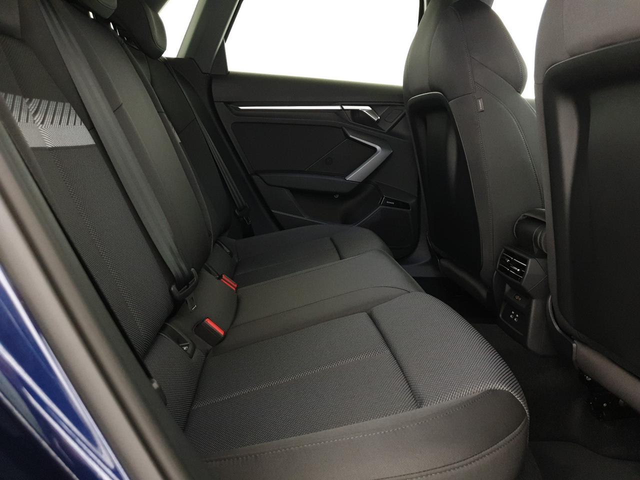Sportback 30TFSI 116CV S tronic Business Advanced