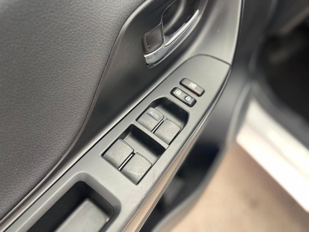 Toyota Yaris 1.0 5 porte GPL RETROCAMERA PRONTA CONSEGNA FINANZIBILE SENZA BUSTA PAGA