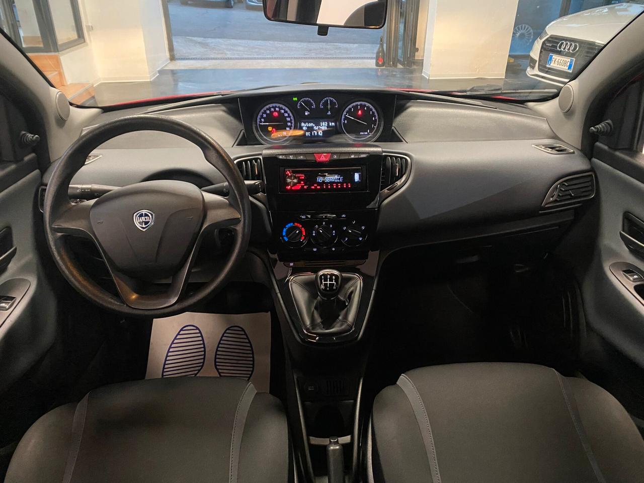 Lancia Ypsilon 1.2 69 CV 5 porte Platinum