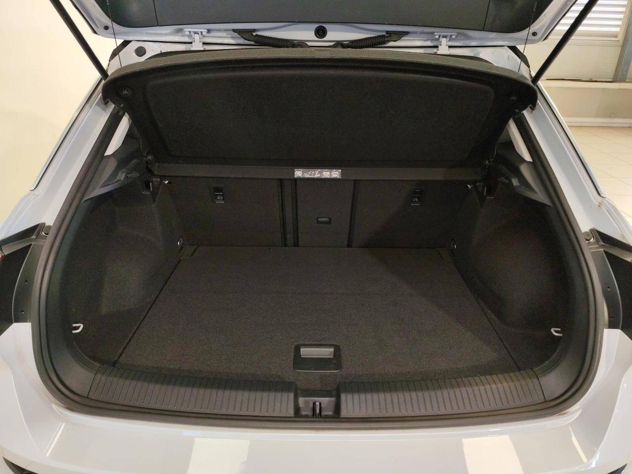 Volkswagen T-Roc 1.0 tsi Advanced