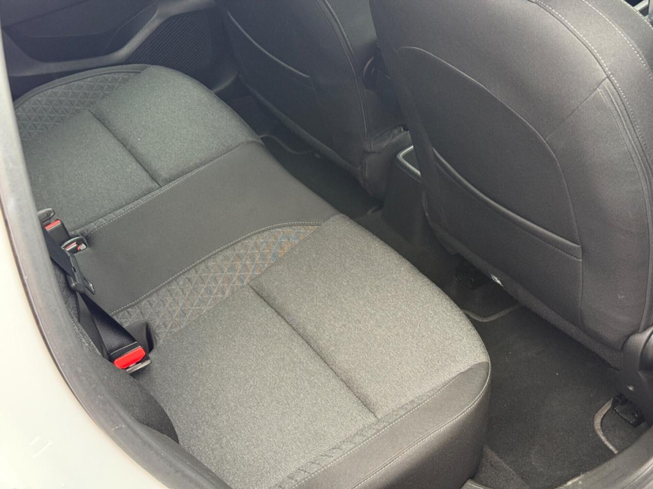 Renault Clio Full Hybrid E-Tech 140 CV 5p