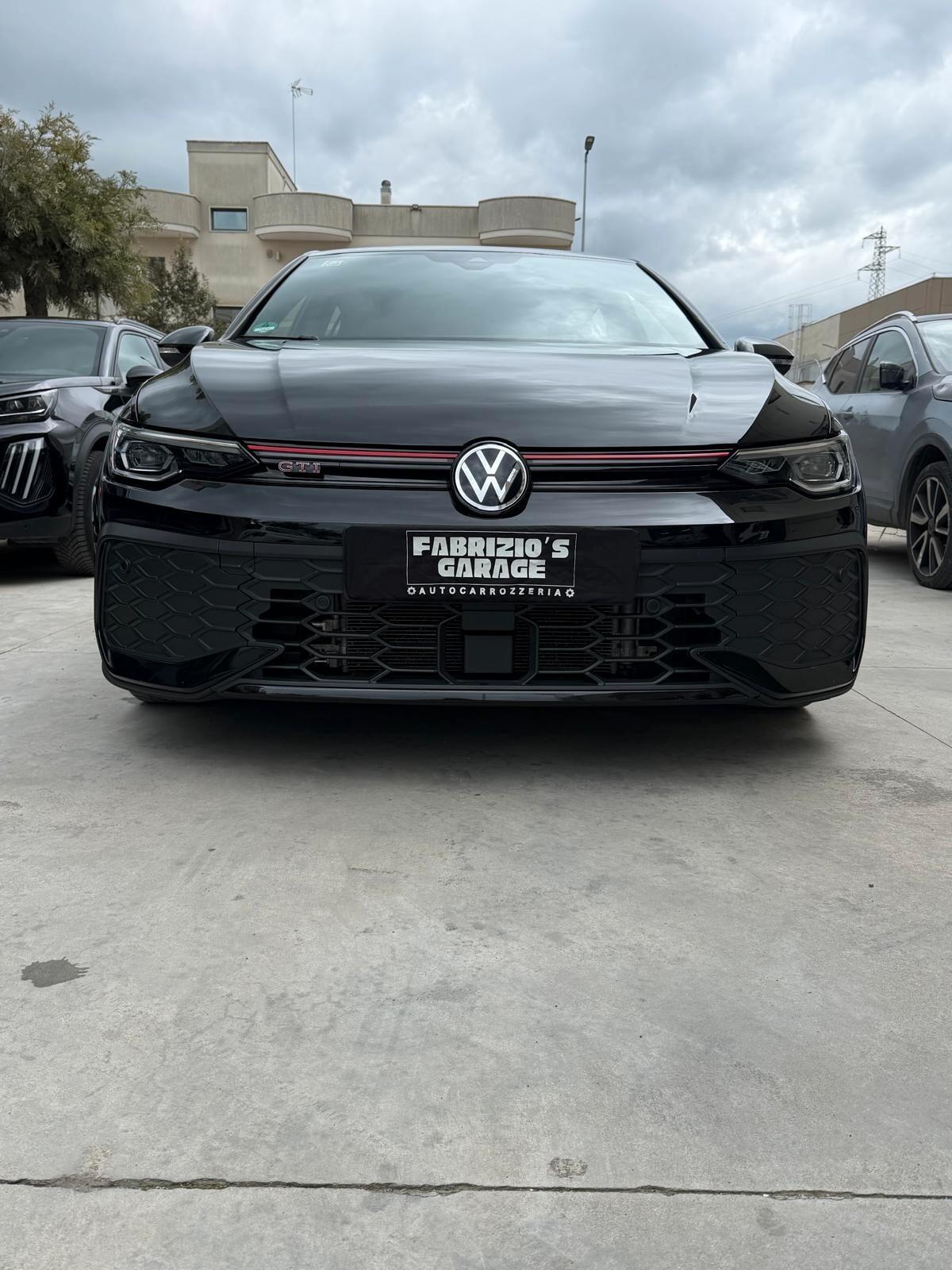 Volkswagen Golf 2.0 TSI GTI