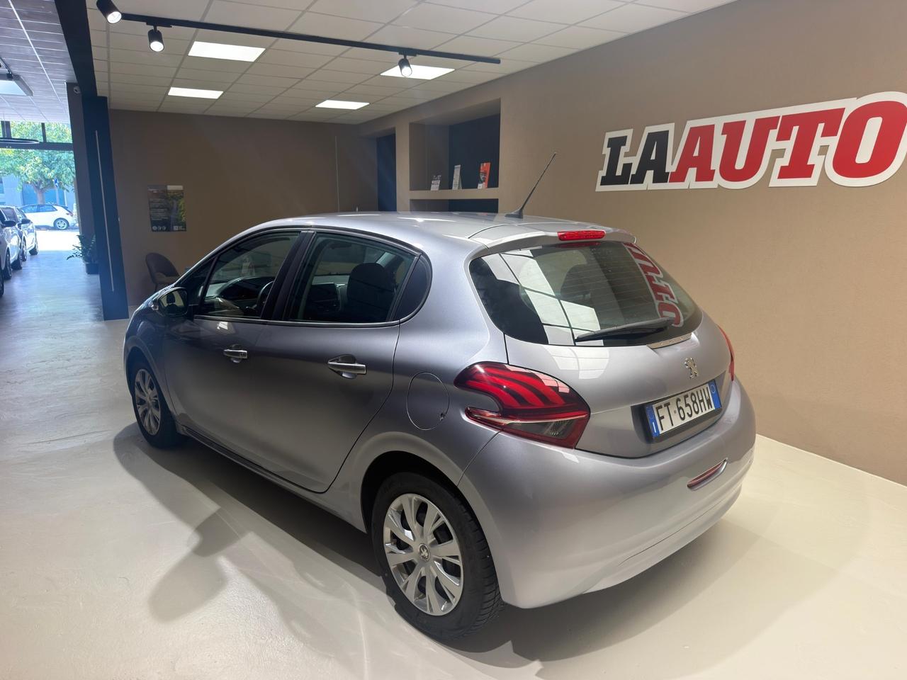 Peugeot 208 PureTech 82 Stop&Start 5 porte Allure