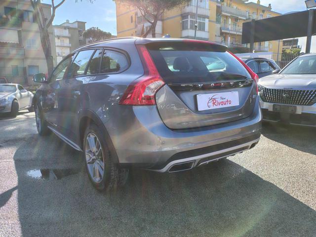 VOLVO V60 Cross Country D3 Geartronic Pro Automatica