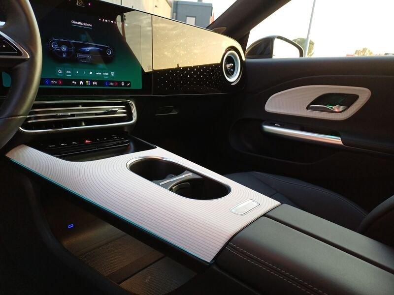 Mercedes-Benz CLA CLA 200 Advanced Plus NIGHT-PACK