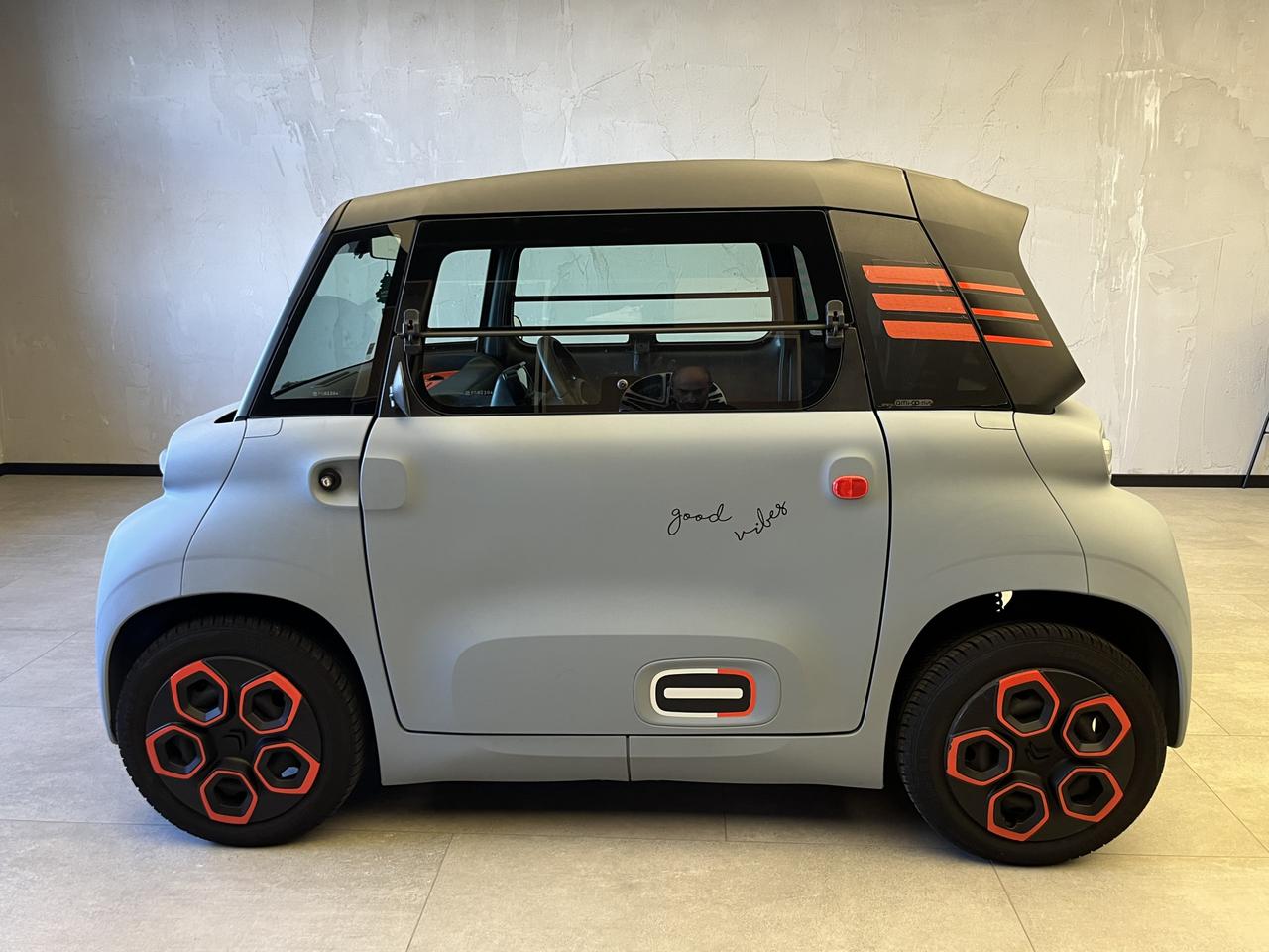CITROEN AMI - AMI ORANGE