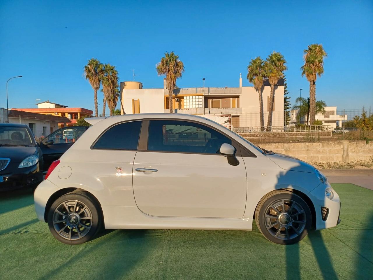 Abarth 595 1.4 Turbo T-Jet 145 CV FULL