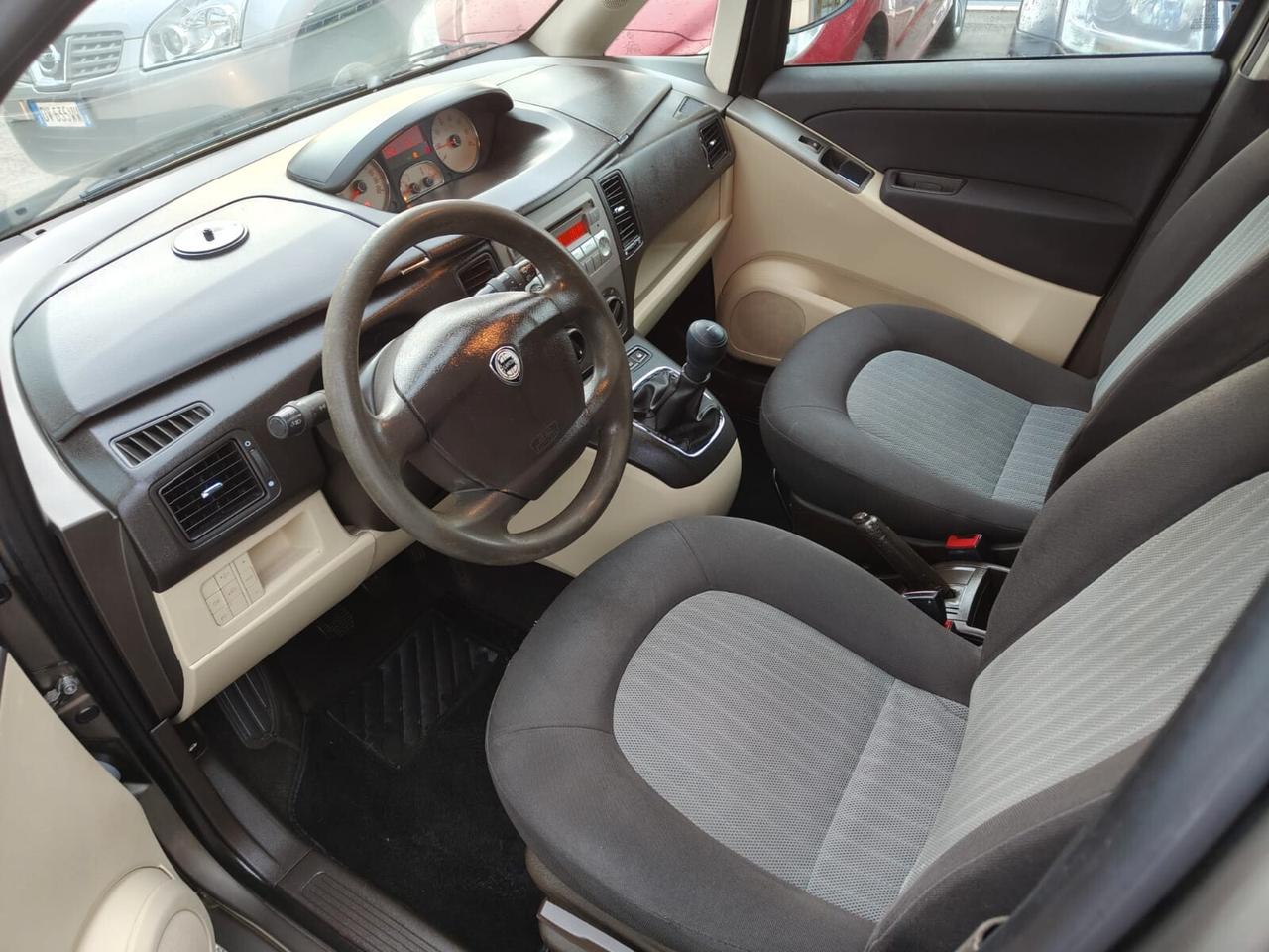 Lancia MUSA 1.3 Multijet 16V Argento