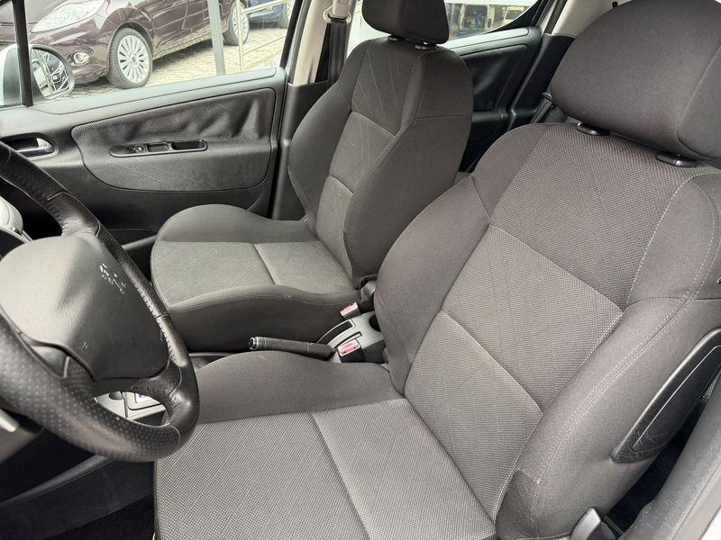 Peugeot 207 207 5p 1.4 16v XS 90cv 2tronic KM REALI PERFETTA