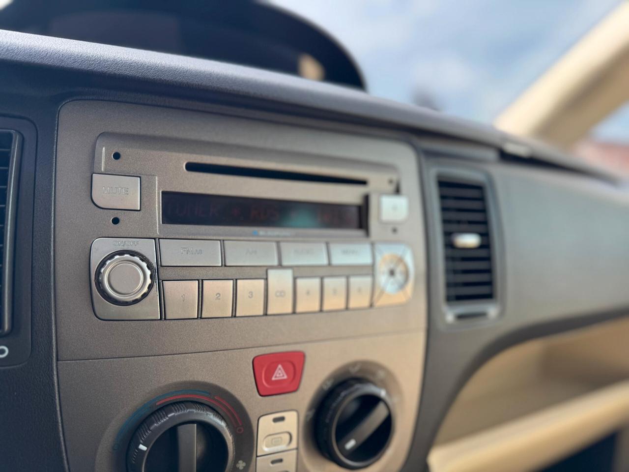 Lancia MUSA 1.4 16V Platino Plus