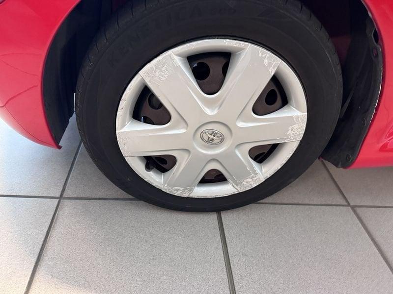 Toyota Aygo Aygo 5p 1.0 Lounge connect m-mt