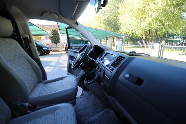 VOLKSWAGEN Transporter VW T5 2.0tdi 9Posti Euro5 Klima