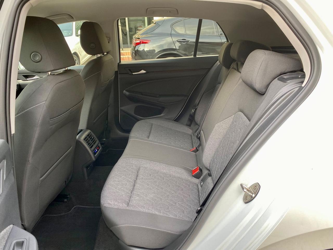 VOLKSWAGEN GOLF 8 Style 2.0 TDI 2023