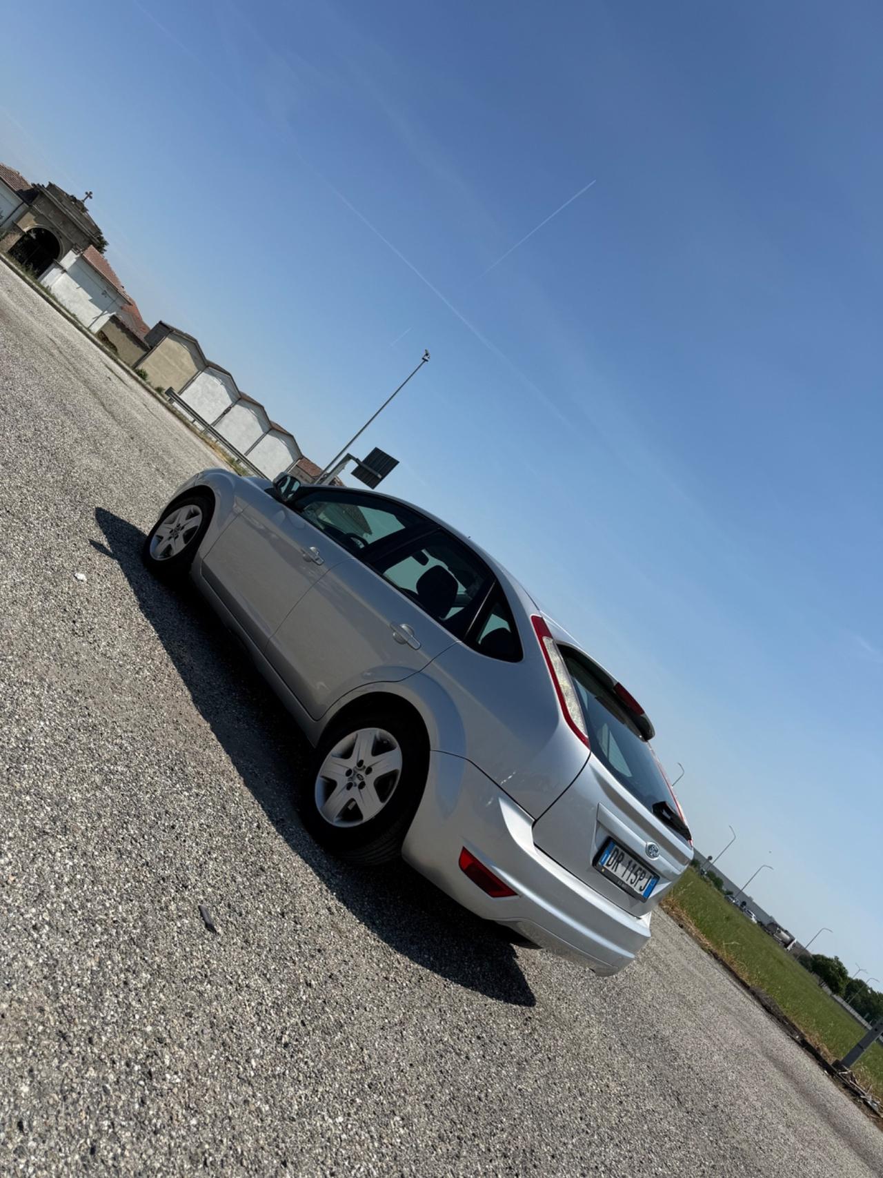 Ford Focus 1.6 (100CV) 5p. Titanium