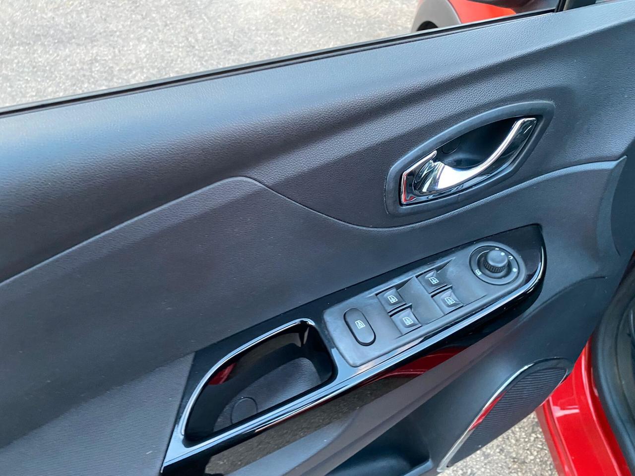 Renault Captur 1.5 dCi 90cv full full opt 2016