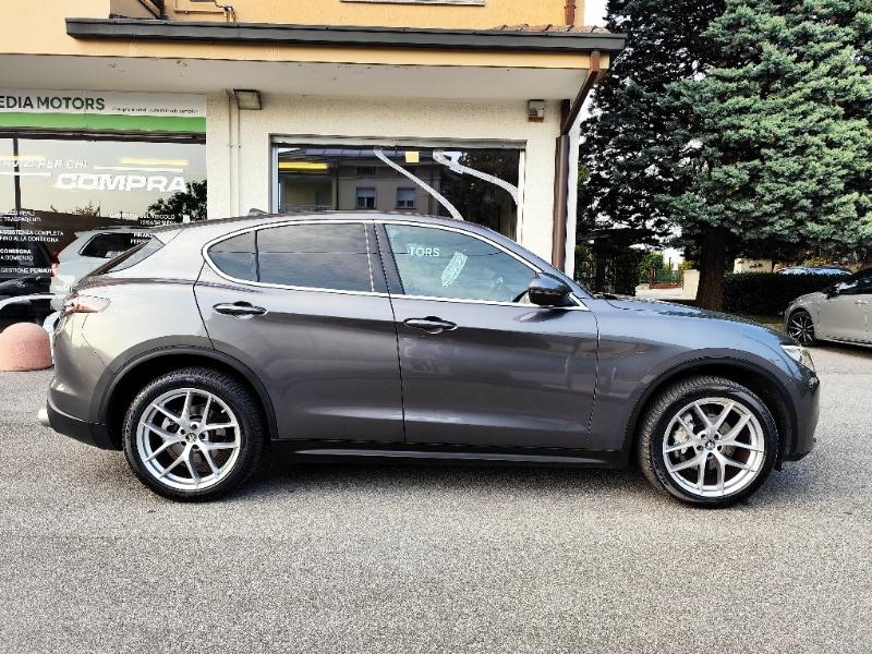ALFA ROMEO Stelvio Stelvio 2.0 Turbo 280 CV AT8...