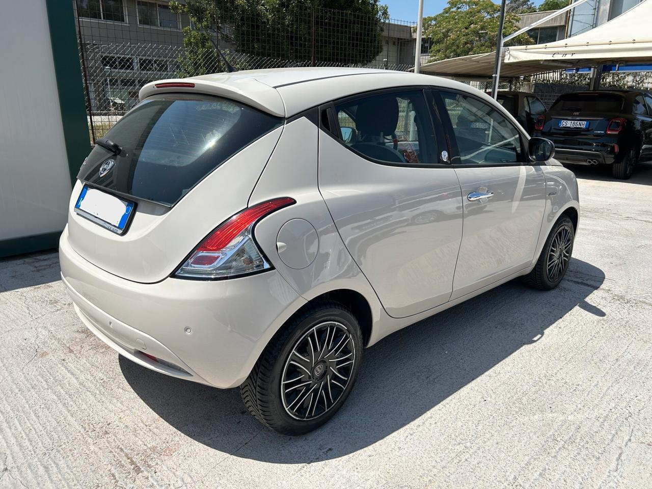 Lancia Ypsilon 1.2 69 CV 5 porte GPL Ecochic Gold