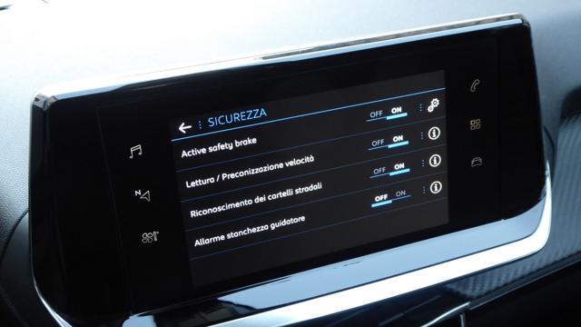 PEUGEOT 2008 PureTech 100 S&S Active GPL