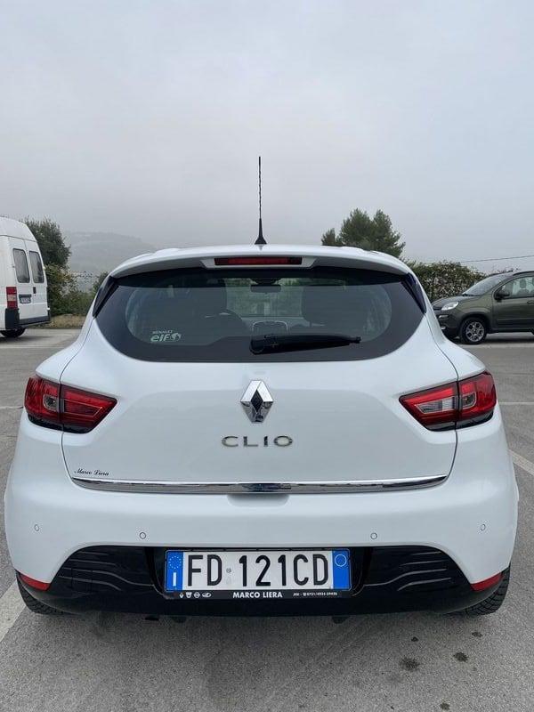 Renault Clio 1.2 75CV 5 porte Duel