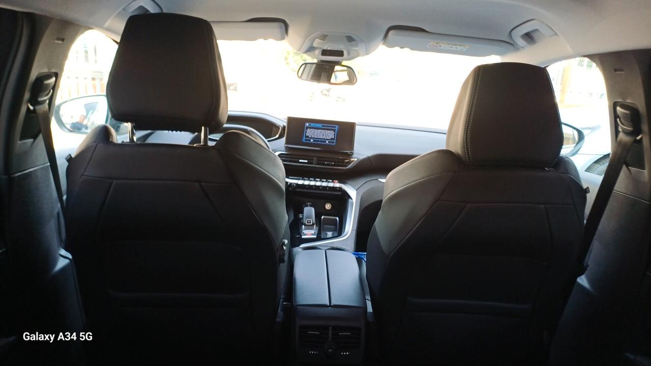 Peugeot 3008 BlueHDi 130 Allure 2023!!
