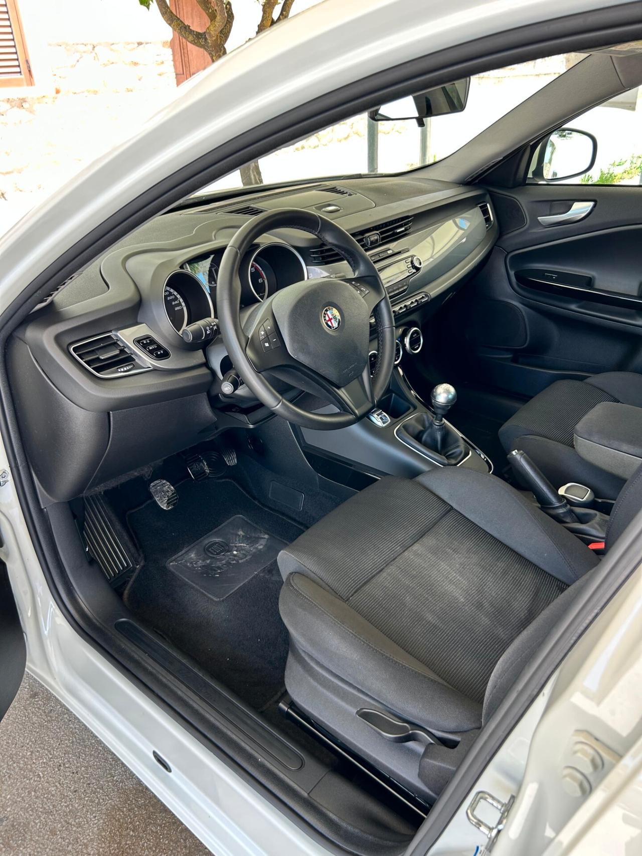 Alfa Romeo Giulietta 1.6 JTDm-2 105 CV Progression