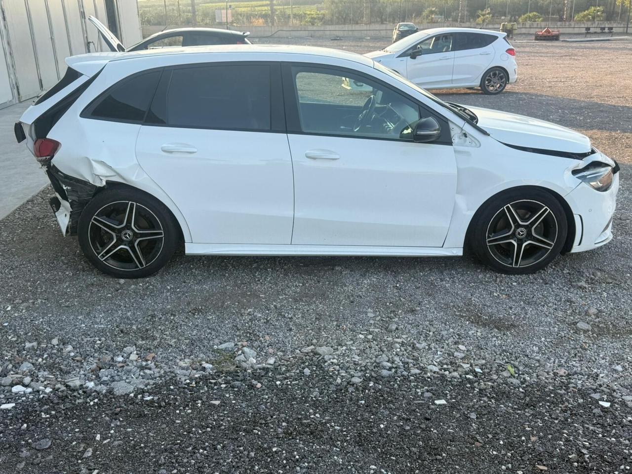 Mercedes-benz B 180 Automatic Premium AMG