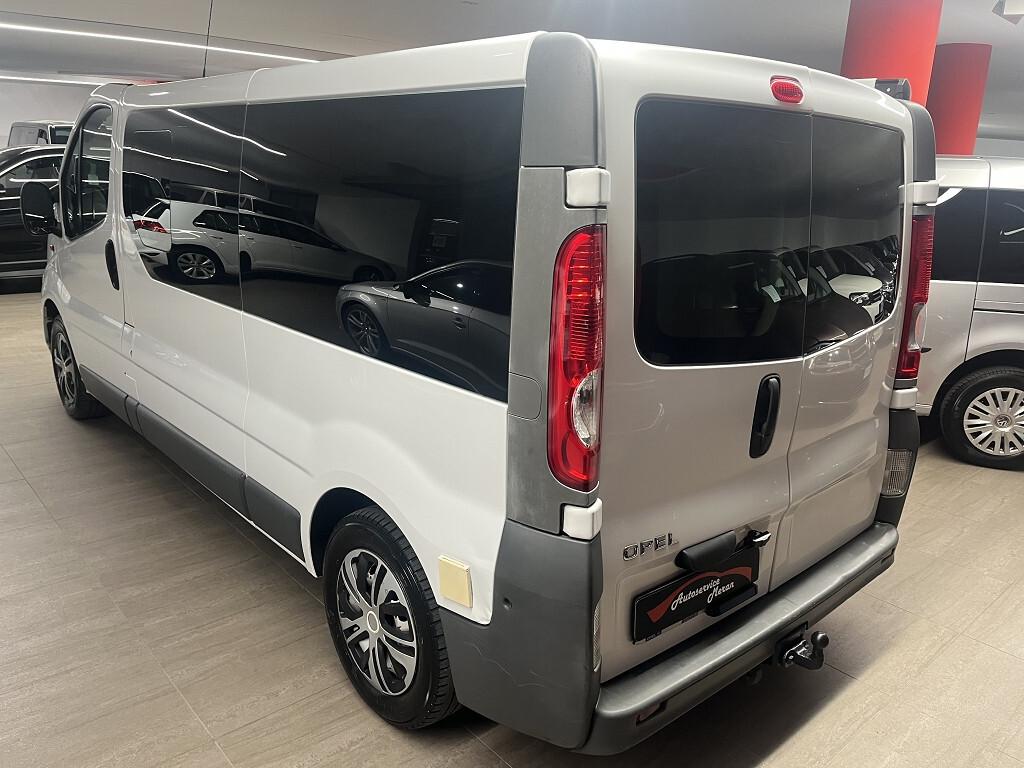 Opel Vivaro 2.5 CDTI Camping Letto Cucina Gancio