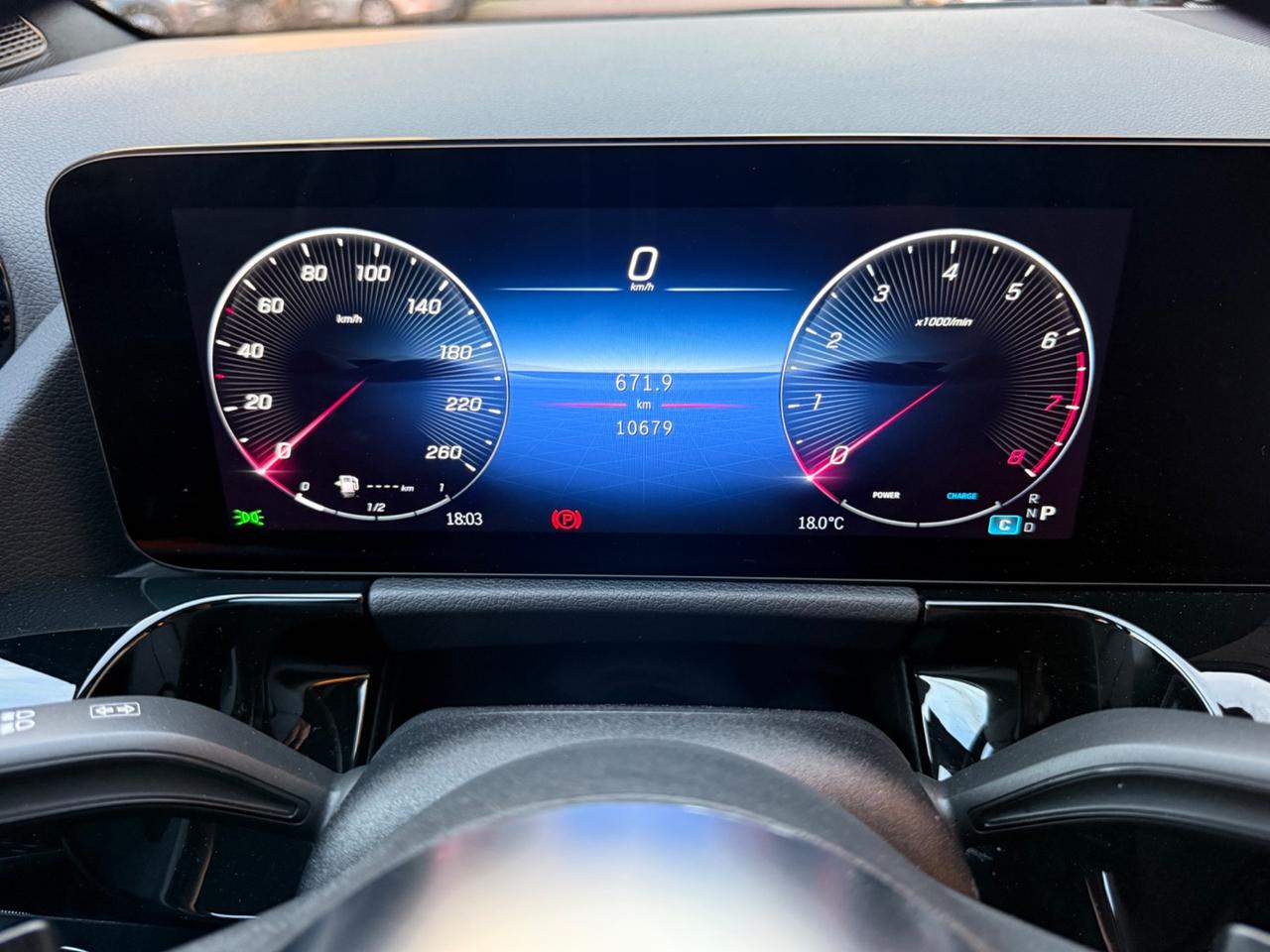 Mercedes-benz GLA 180 Mhev Aut. PARI AL NUOVO!