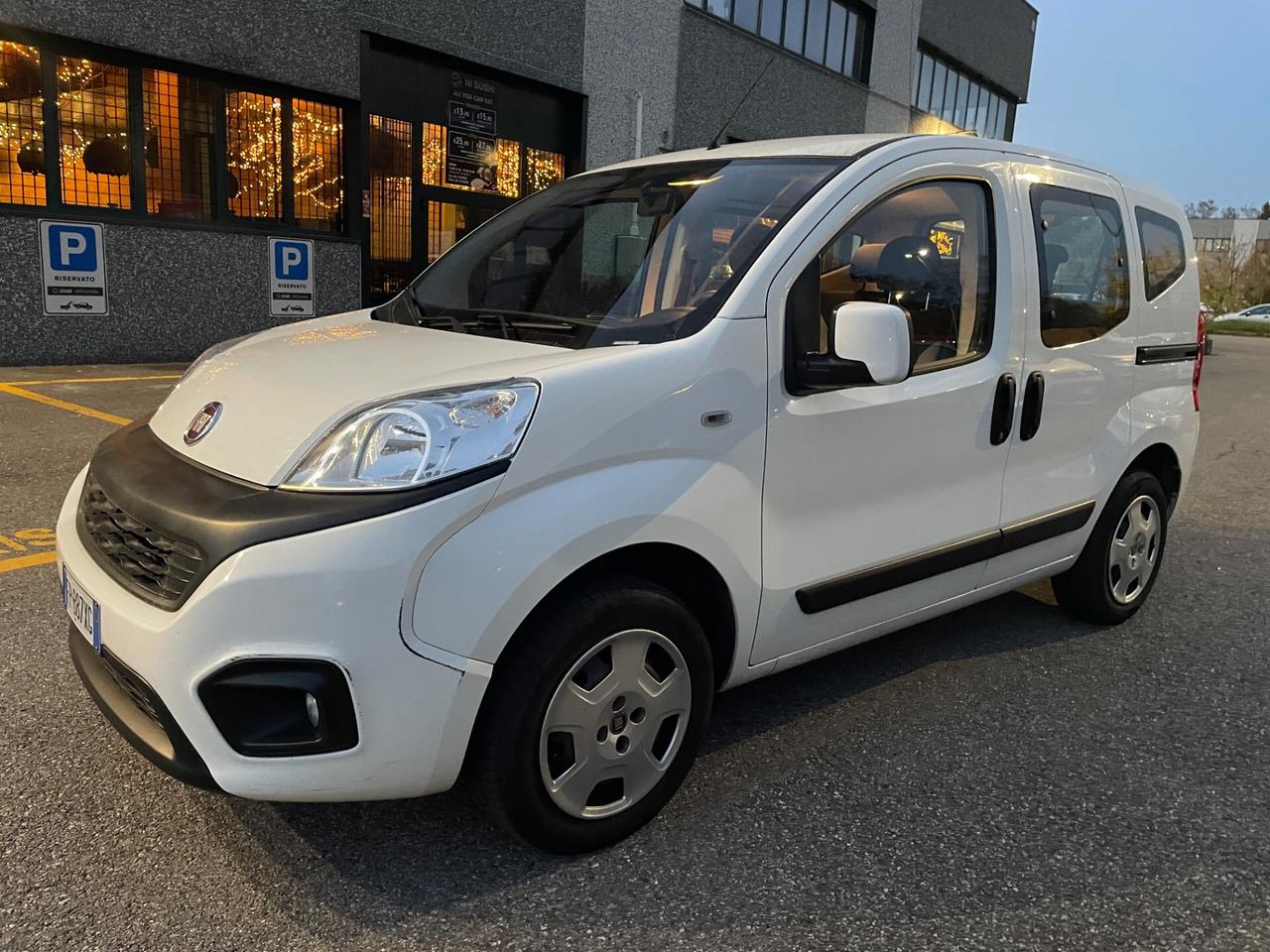 Fiat Qubo 1.4 8V 77 CV Lounge*NEOPATETENTATI*SOLO 90000