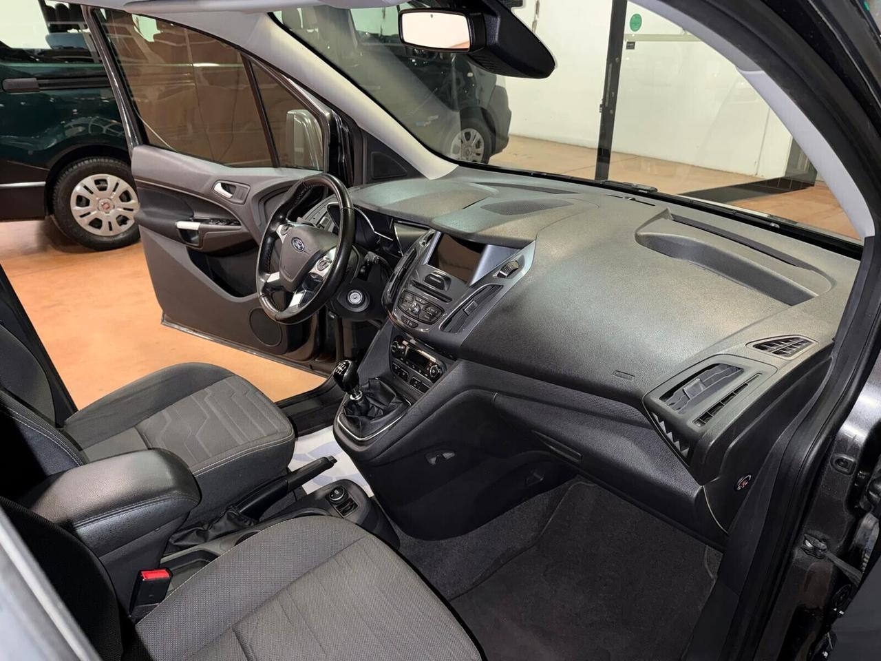 Ford Tourneo Connect 1.5 TDCi Titanium