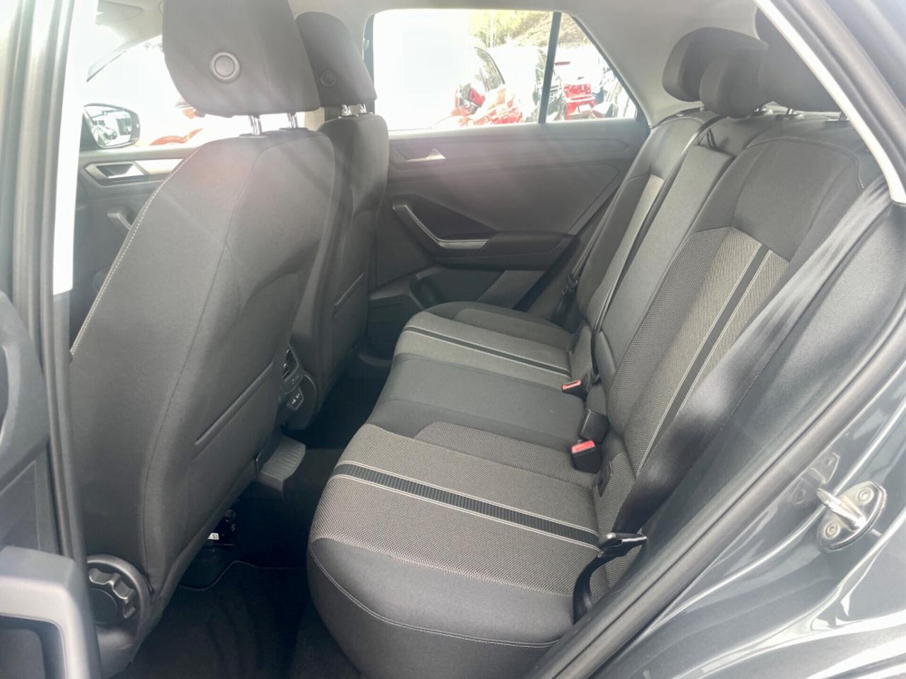 Volkswagen T-Roc 2.0 TDI 150CV DSG Advance 2021