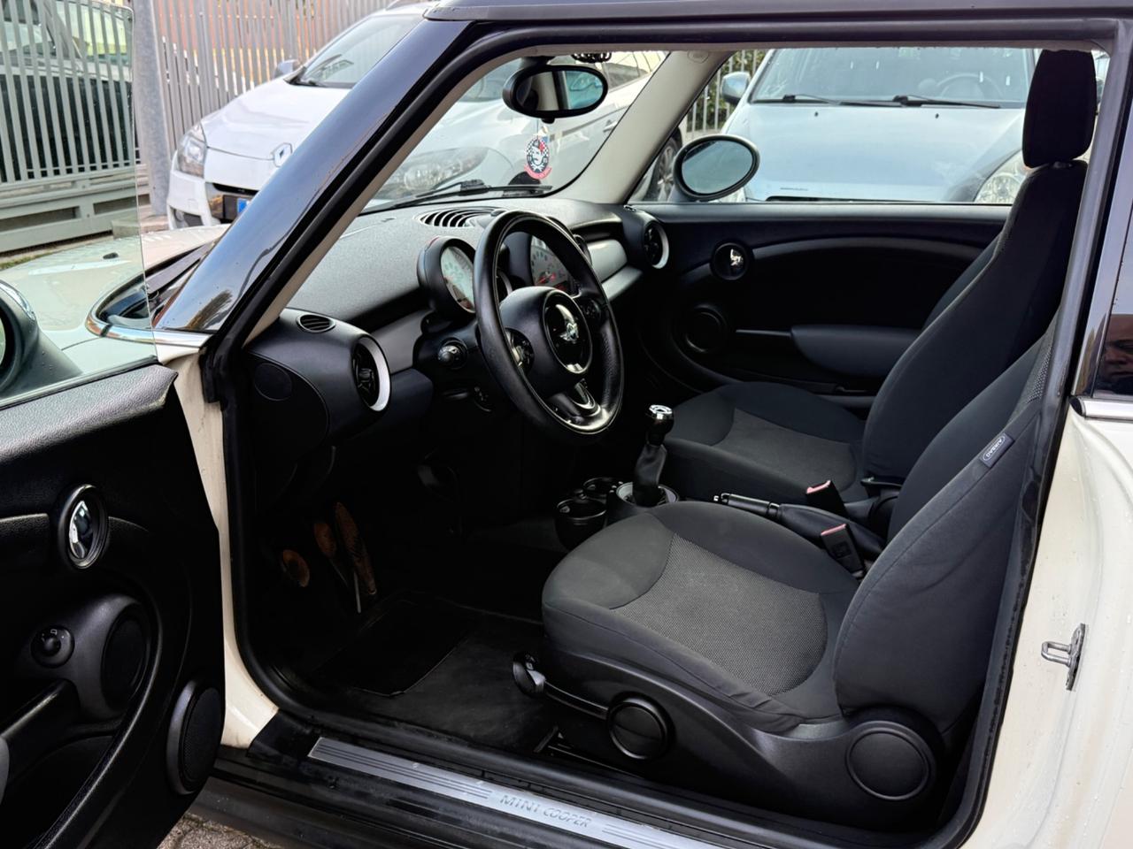 Mini 1.6 16V Cooper D